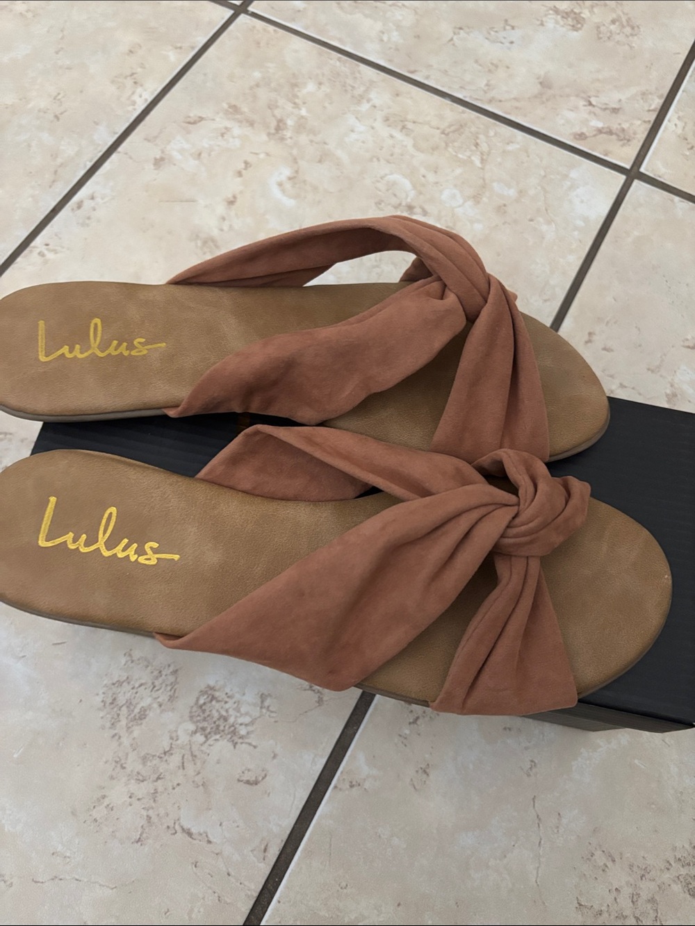 Lulu's Knot-Twist Slide Sandals in Rusty Brown